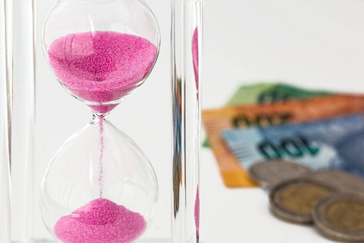 hourglass, money, time, investment, currency, finance, economic, risk, cash, business, economy, wealth, savings, investing, financing, banking, growth, profit, income, return on investment, revenue, strategy, patience, patient, wait, time value of money, time is money, invest, interest, investor, earnings, deposit, coin, save, asset, planning, time management, money, money, investment, investment, patience, patience, patience, patience, patience, investor, time management