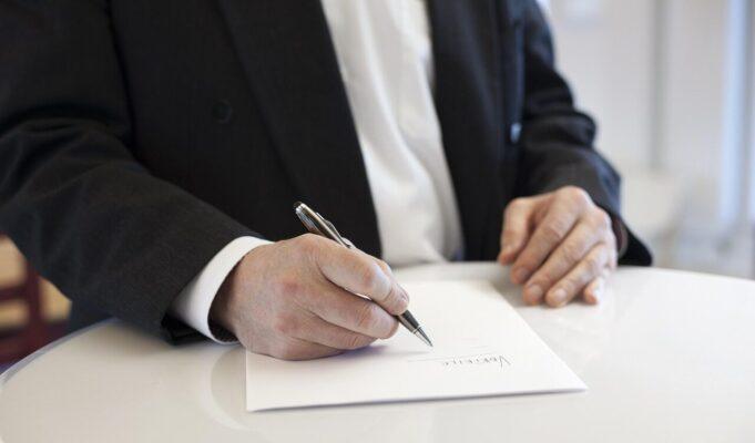 Смарт-контракты — двигатель Web 3.0 contract, signature, contract, contract, contract, signature, signature, signature, signature, signature