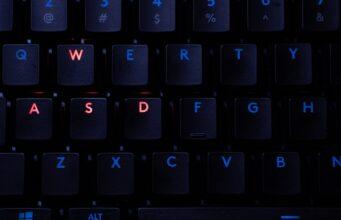 Использование аппаратных кошельков Ledger и Trezor keyboard, keys, logitech, rgb, hardware, black, blue, red, computer, keyboard, keyboard, keyboard, keyboard, keyboard, hardware