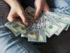P2P-Торговля — Заработок на Посредничестве между Покупателями и Продавцами fan of 100 U.S. dollar banknotes